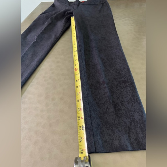 Krazy Larry Black & Grey Patterned Women's Pants, Size 6, Pull-on, Made in USA - Picture 6 of 6